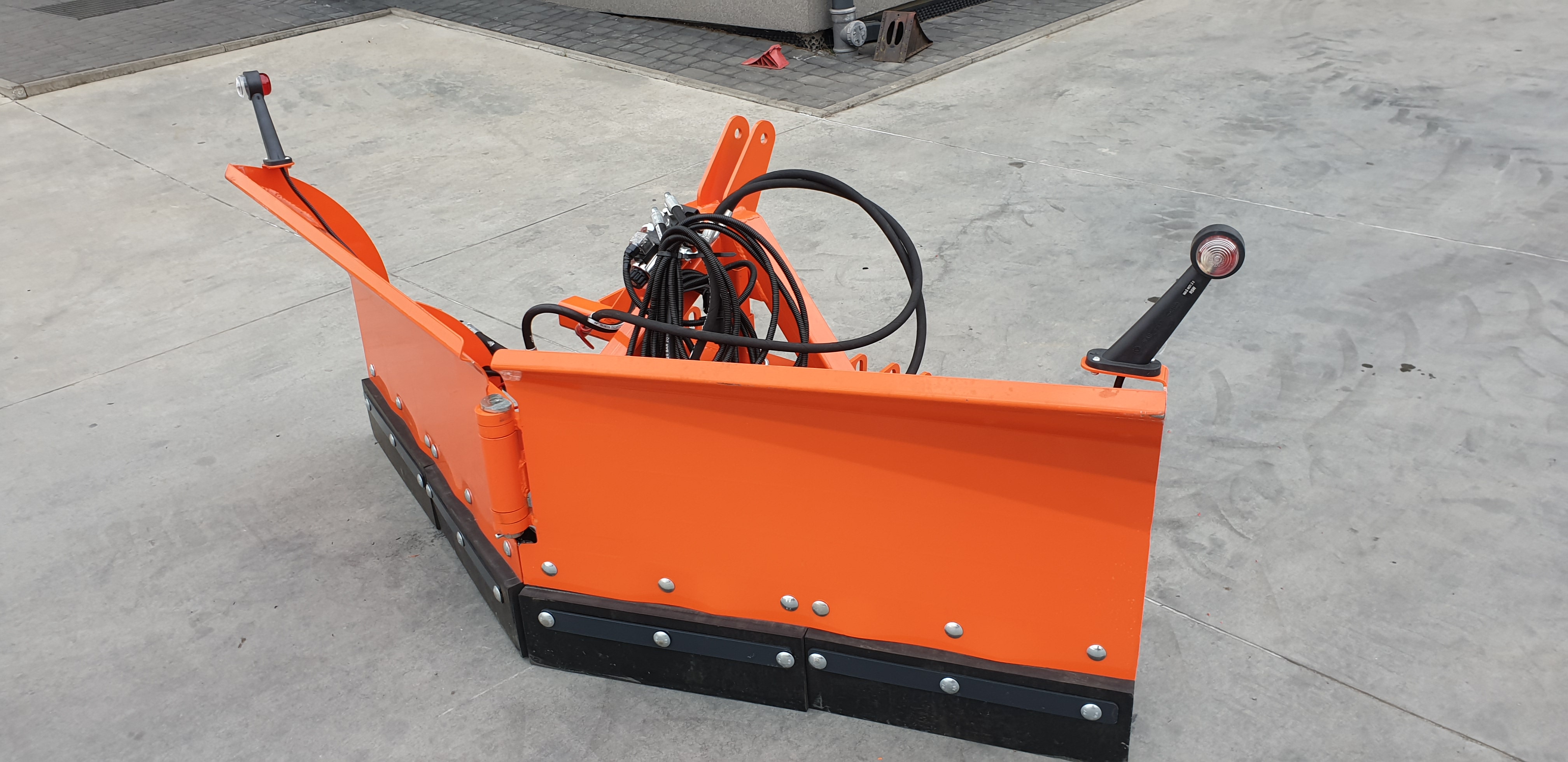 Sněhový pluh VARIO MINI 1800 mm – EURO + TUZ