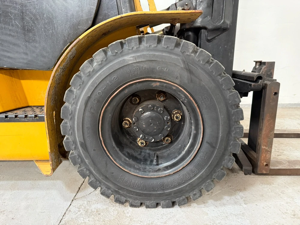 Yale GLP25VX – LPG VZV 2,5 t, Triplex 6,9 m